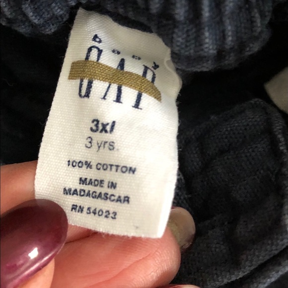 GAP Short Sleeve Shirt and Shorts Sets (lot of 2) - Picture 9 of 9